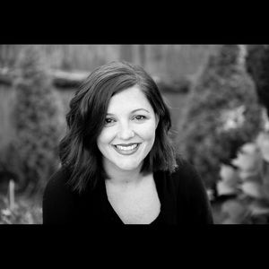 Meet your Posher, Leah